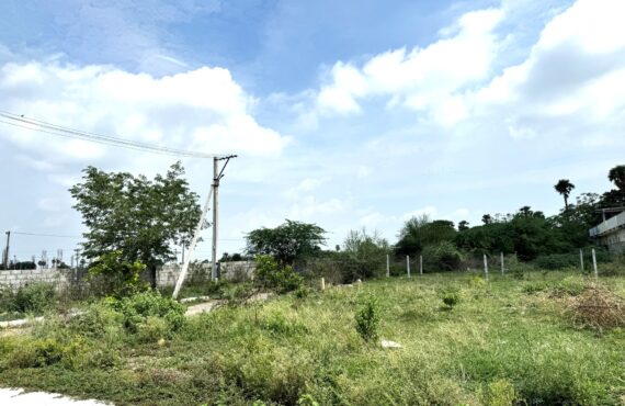 HMDA plots for sale in Keesara