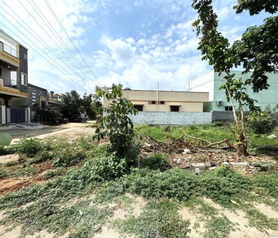 open plot for sale in Yamnampet