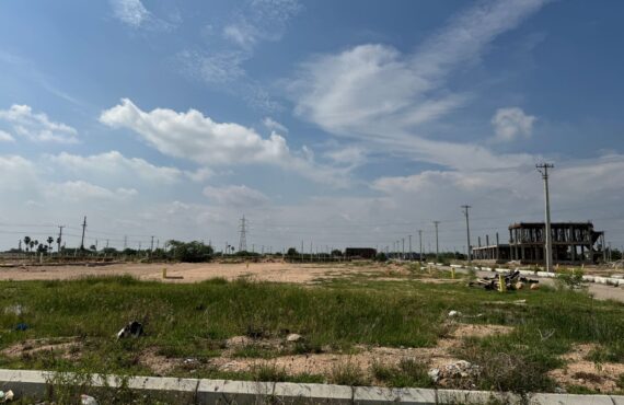 open plot sale in gated community yamanpet