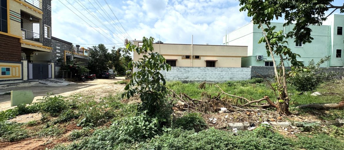open plot for sale in Yamnampet