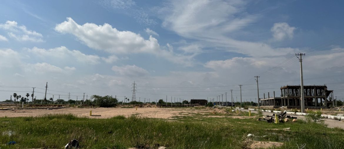 open plot sale in gated community yamanpet